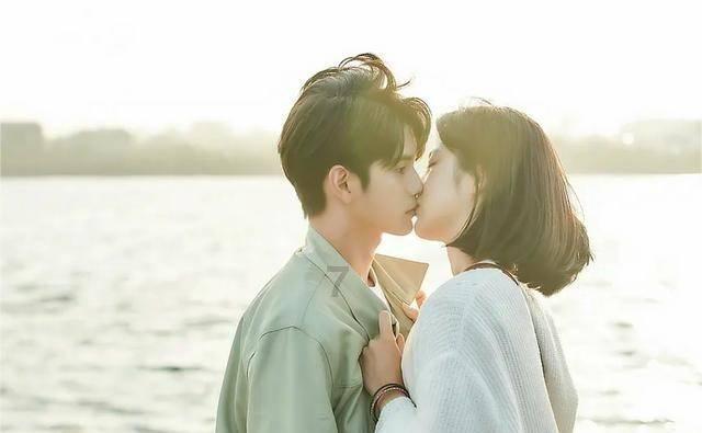 《康熙微服私访记》8位女主现状,个个风韵犹存,婚姻却迥然不同